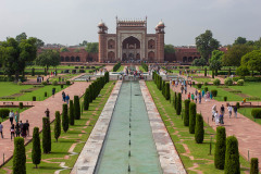 Looking at the gate from the mosoleum